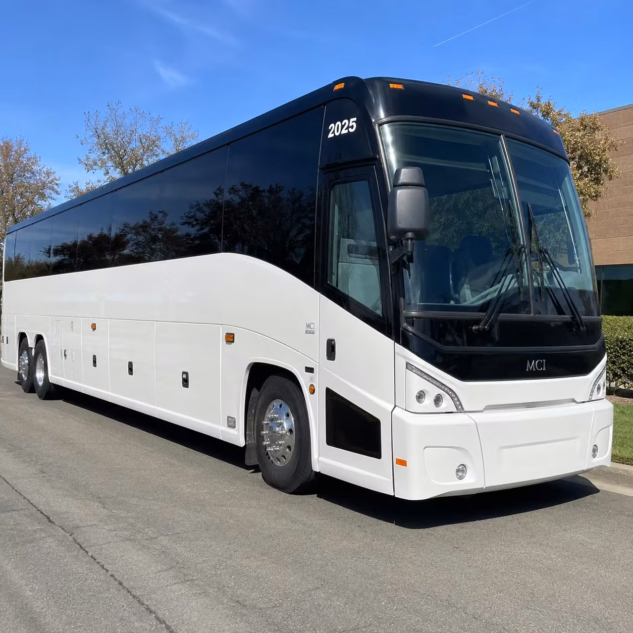 intersection concert bus rentals for grand rapids music fans