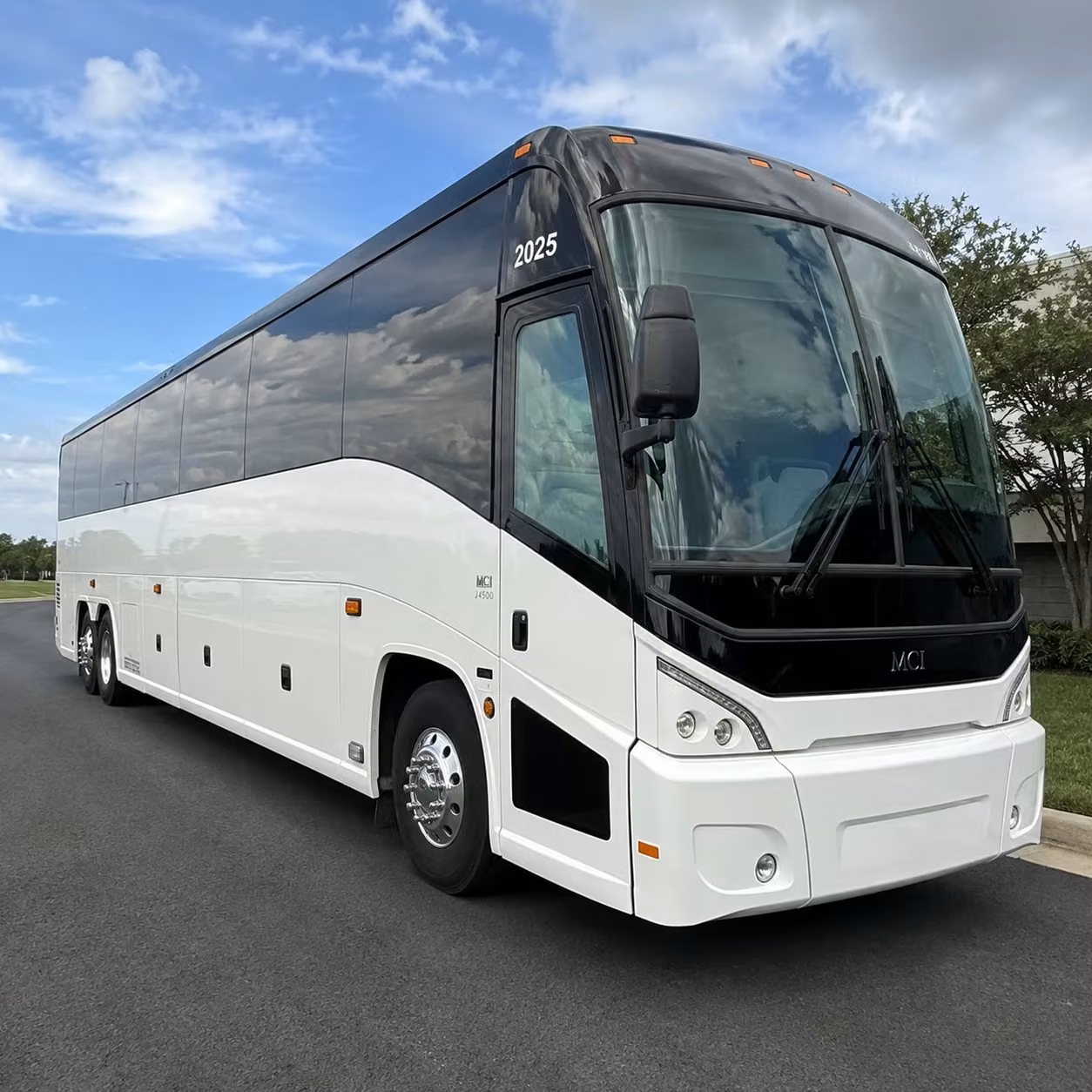 michigan lakeshore west michigan concert bus rentals to grand rapids