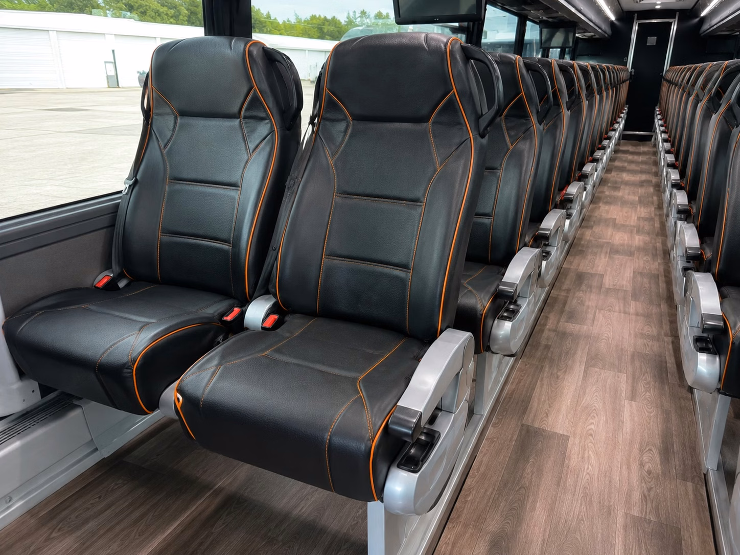 west michigan whitecaps charter bus rentals to lmcu ballpark