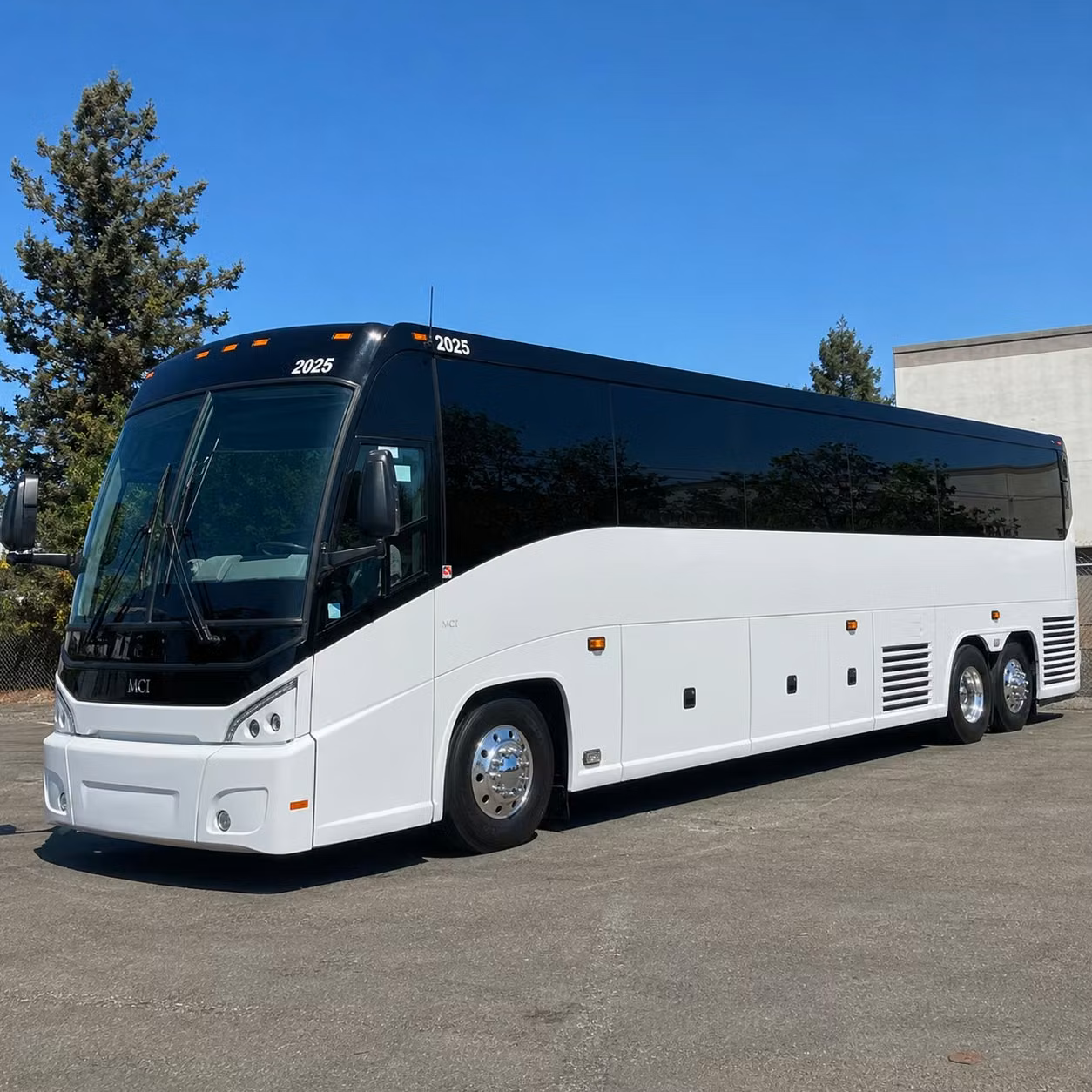 youth group and retreat transportation in grand rapids michigan